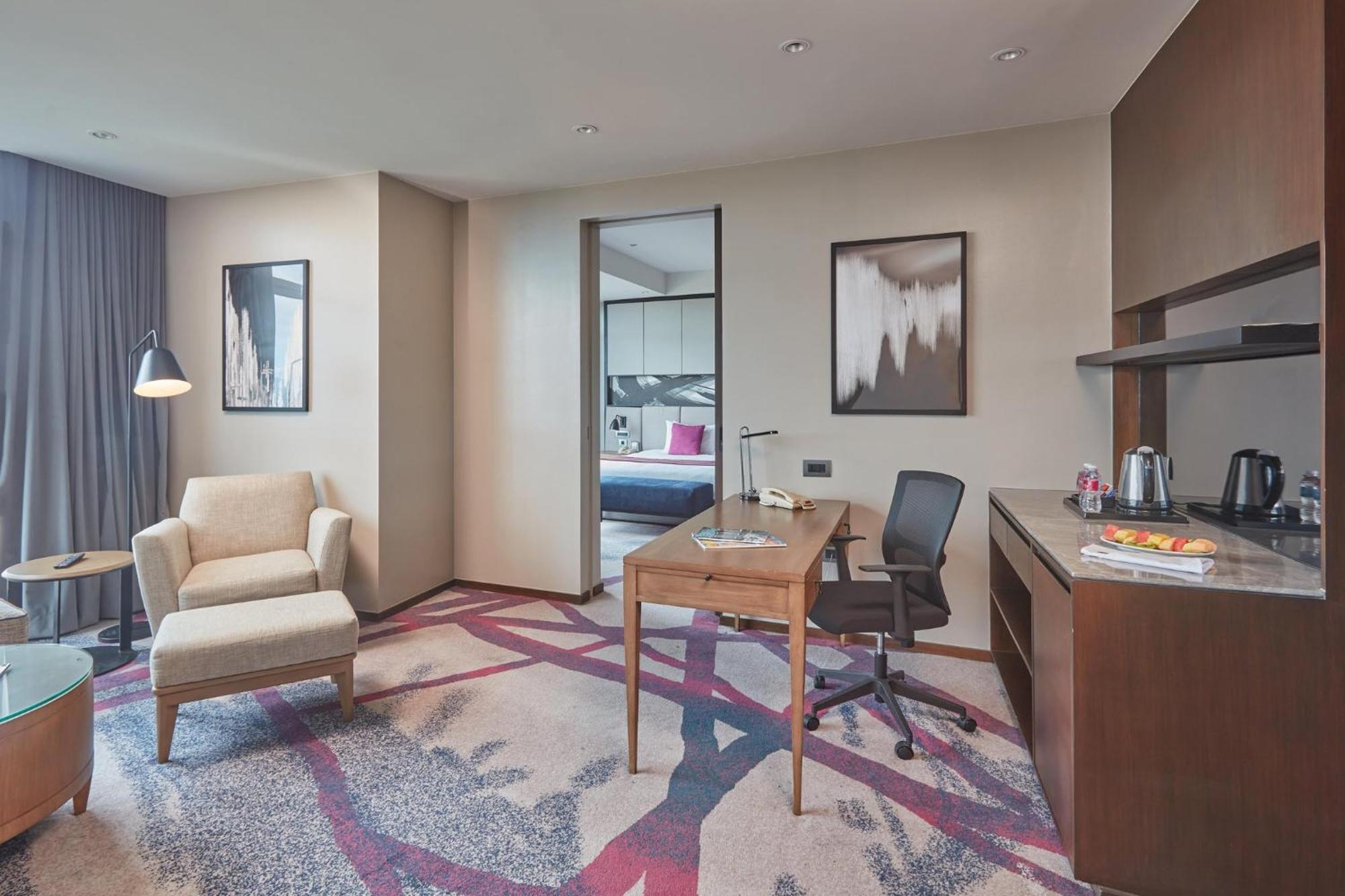 Crowne Plaza Manila Galleria By Ihg Pasig City Exteriér fotografie
