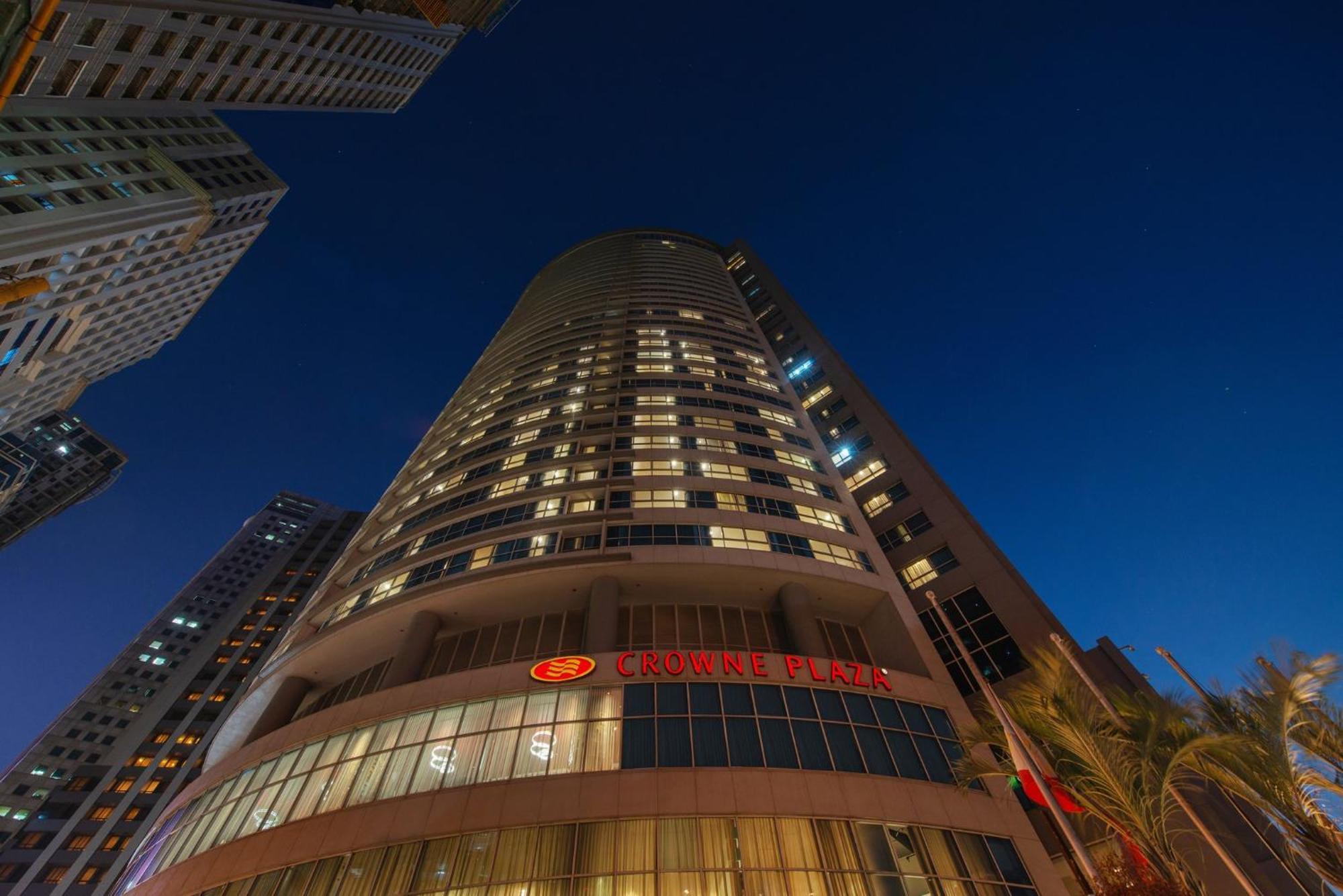 Crowne Plaza Manila Galleria By Ihg Pasig City Exteriér fotografie