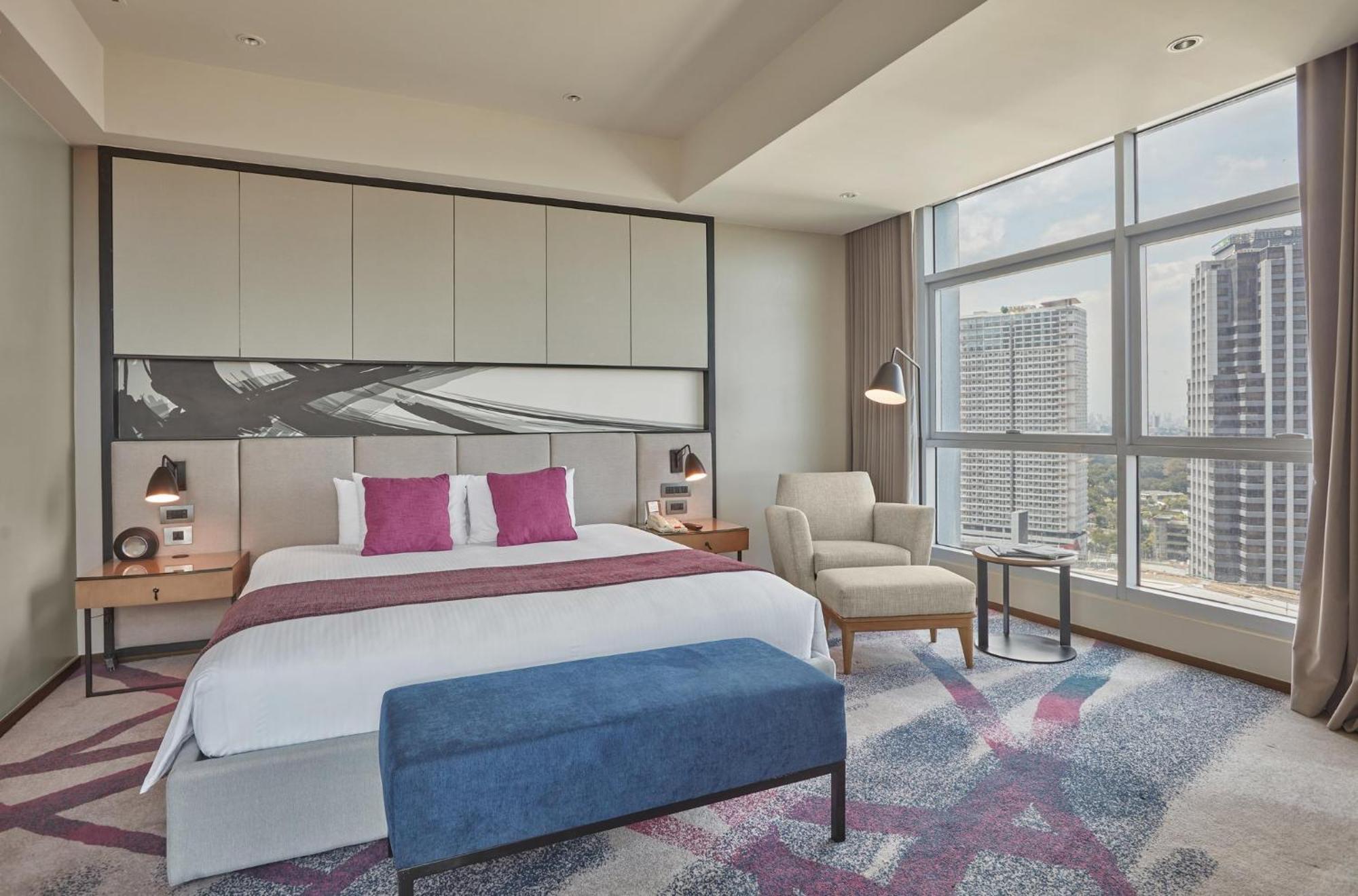 Crowne Plaza Manila Galleria By Ihg Pasig City Exteriér fotografie
