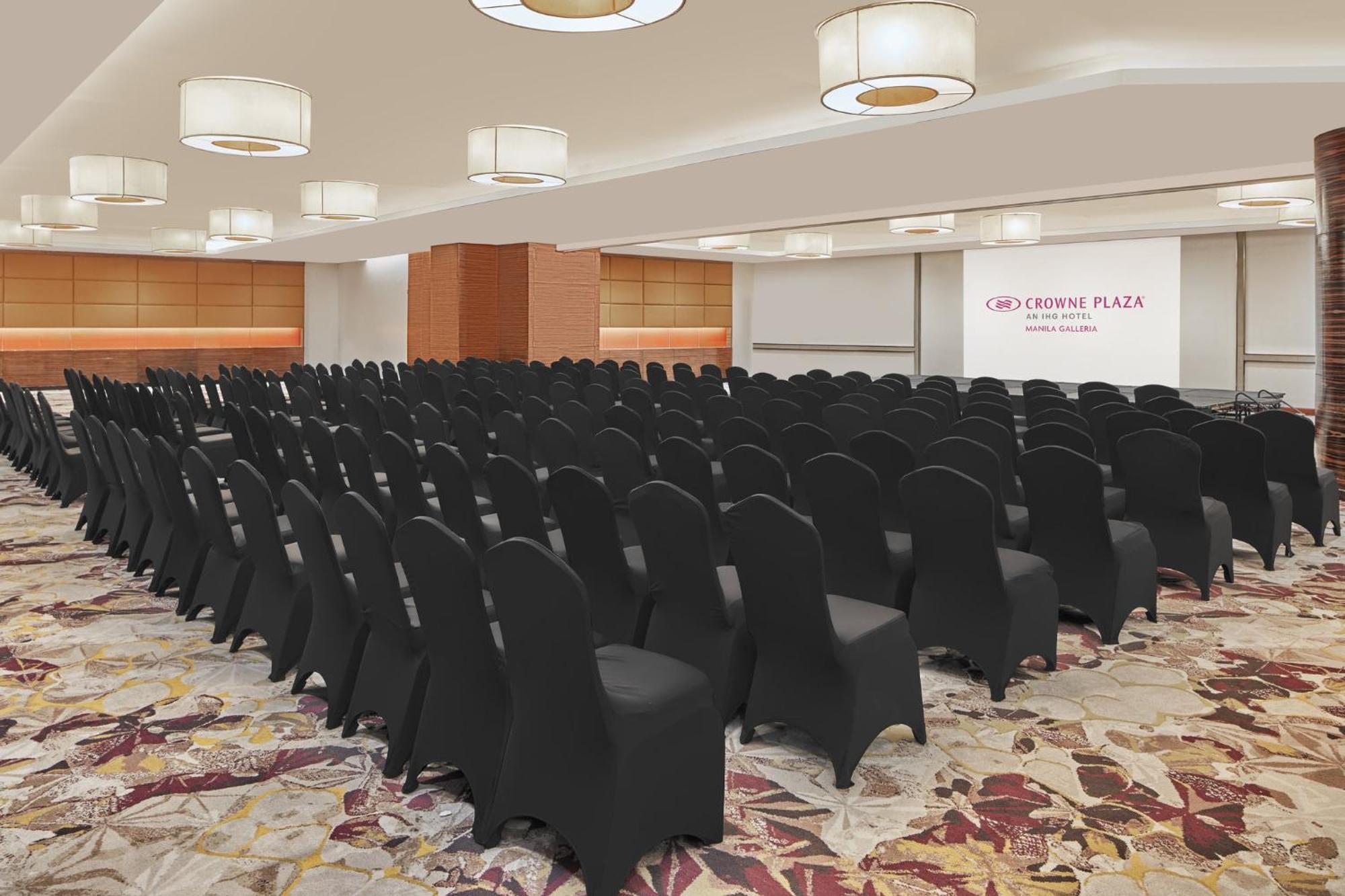 Crowne Plaza Manila Galleria By Ihg Pasig City Exteriér fotografie
