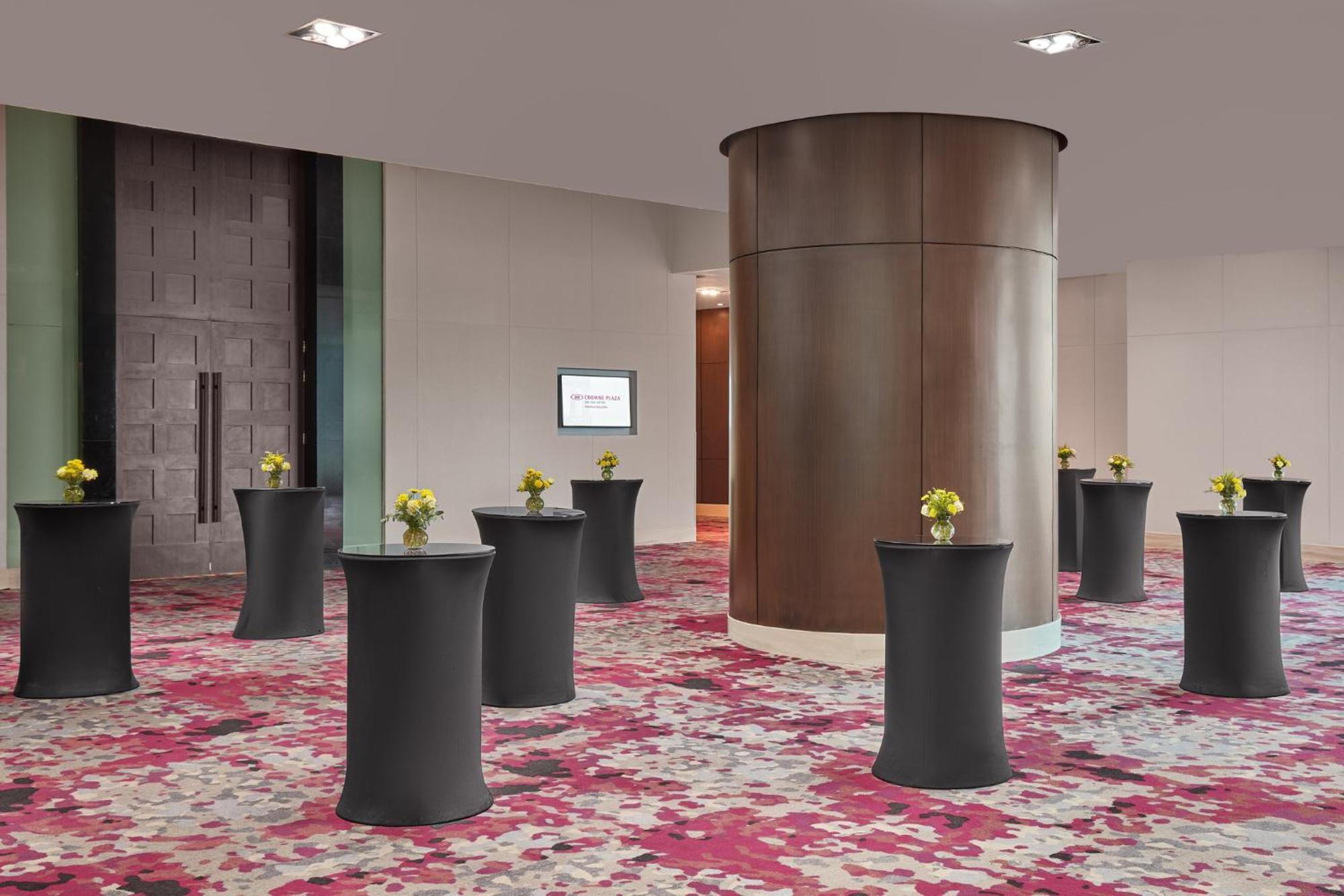 Crowne Plaza Manila Galleria By Ihg Pasig City Exteriér fotografie