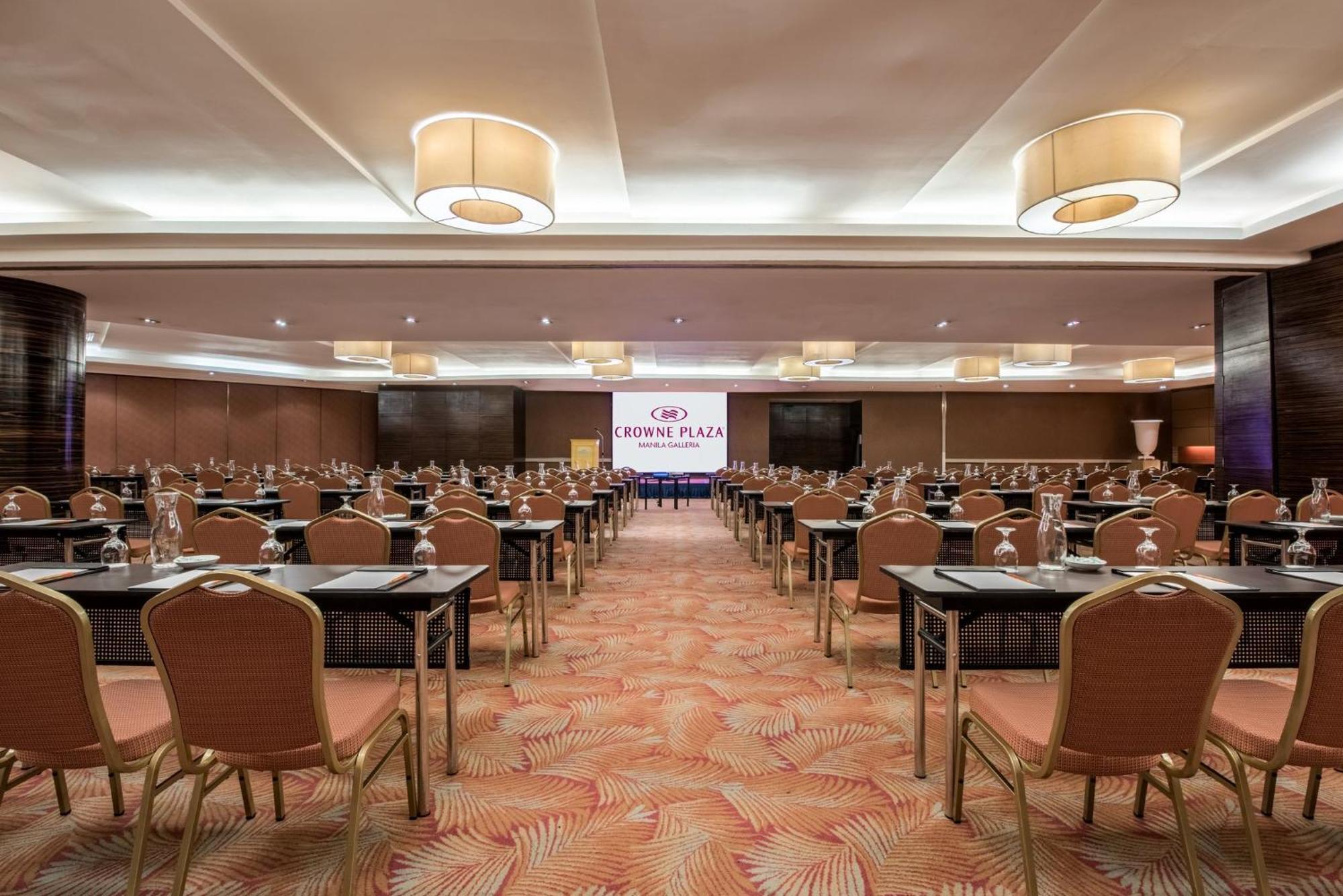 Crowne Plaza Manila Galleria By Ihg Pasig City Exteriér fotografie