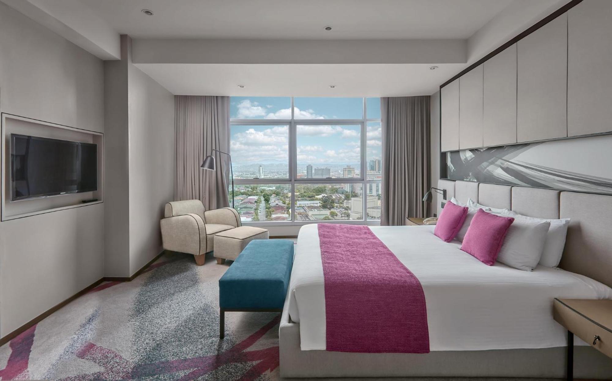 Crowne Plaza Manila Galleria By Ihg Pasig City Exteriér fotografie